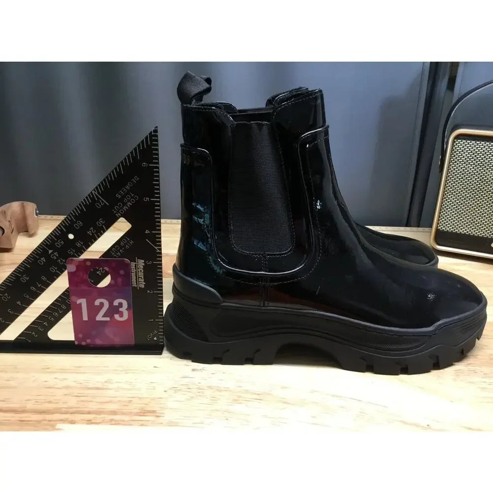 Greats Hewes Women's 9.5 Black Patent Leather Pull-On Round Toe Chelsea Boots